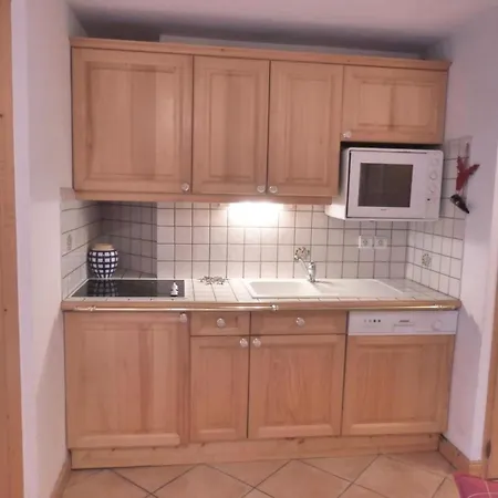 Le Krystor - 2 Pieces Pour 4 Personnes Proche Du Centre De Meribel Et Des Commerces Mae-4520 Apartment *
